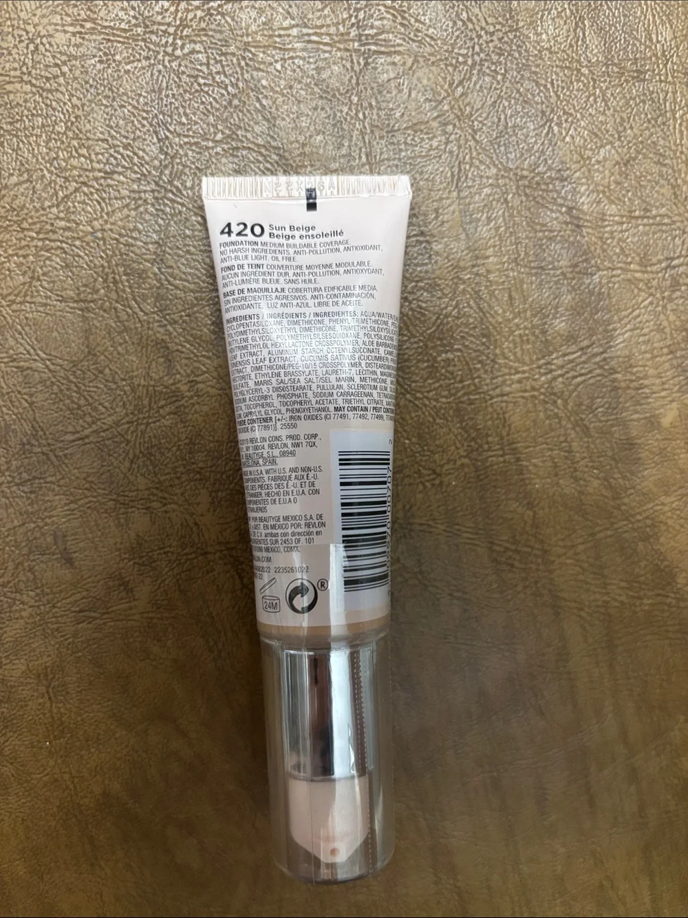 Revlon Candid Natural Finish Foundation - Sun Beige 420